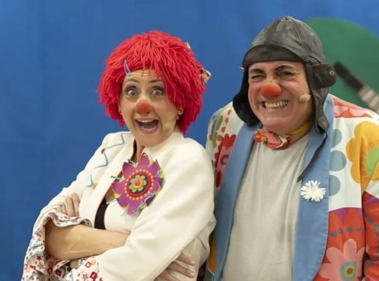 Las Aventuras 2.0 de Mandarina y Serafín – Teatro Familiar